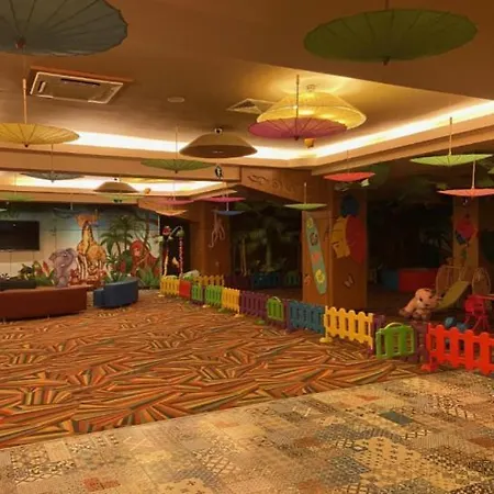 Rin Grand Apt. Nou * 布加勒斯特