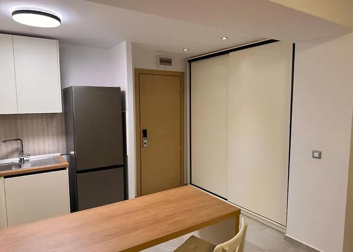 Rin Grand Apt. Nou 公寓 *