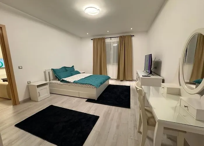Rin Grand Apt. Nou דירה